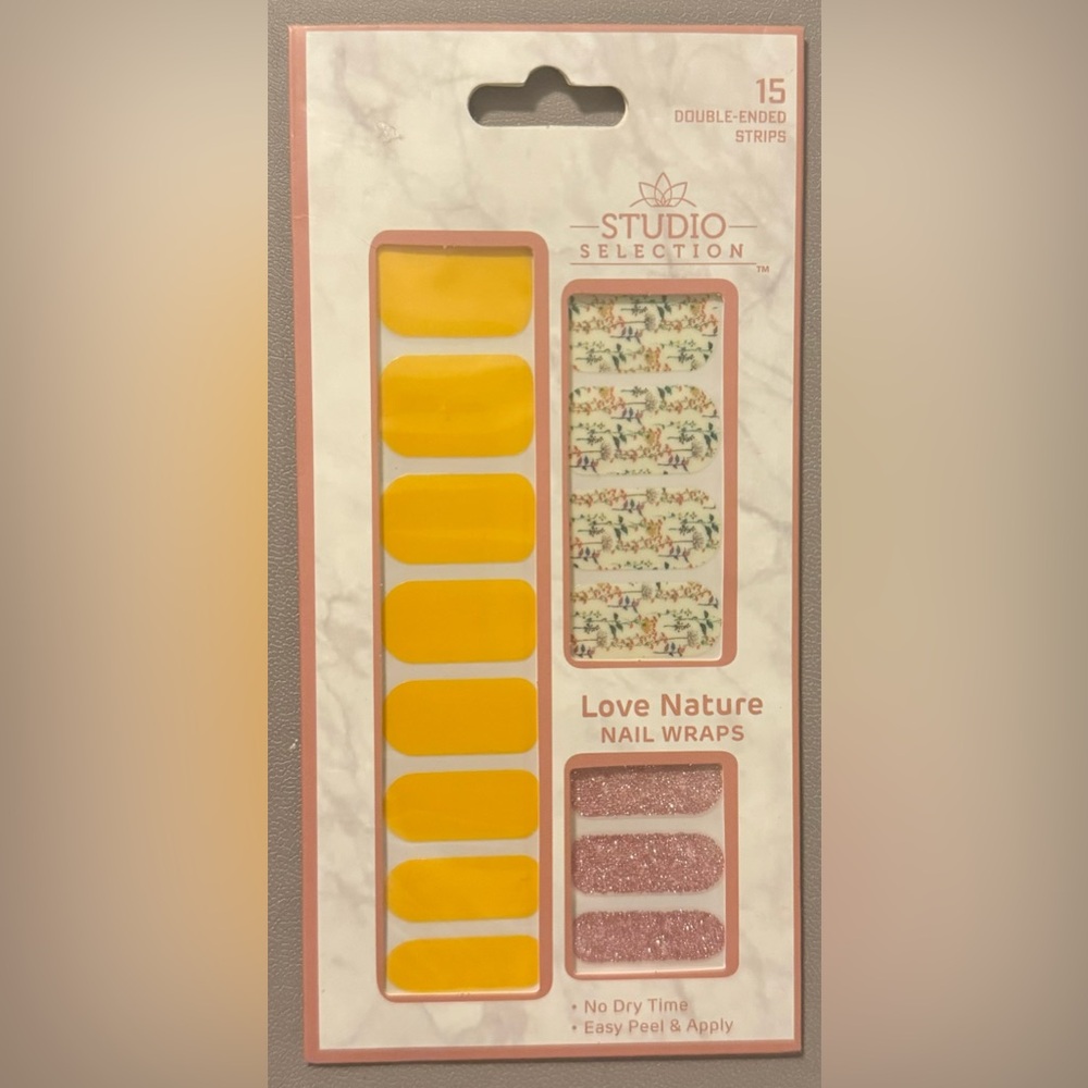 5 for $15 ✨ Gel Floral Nail Wraps